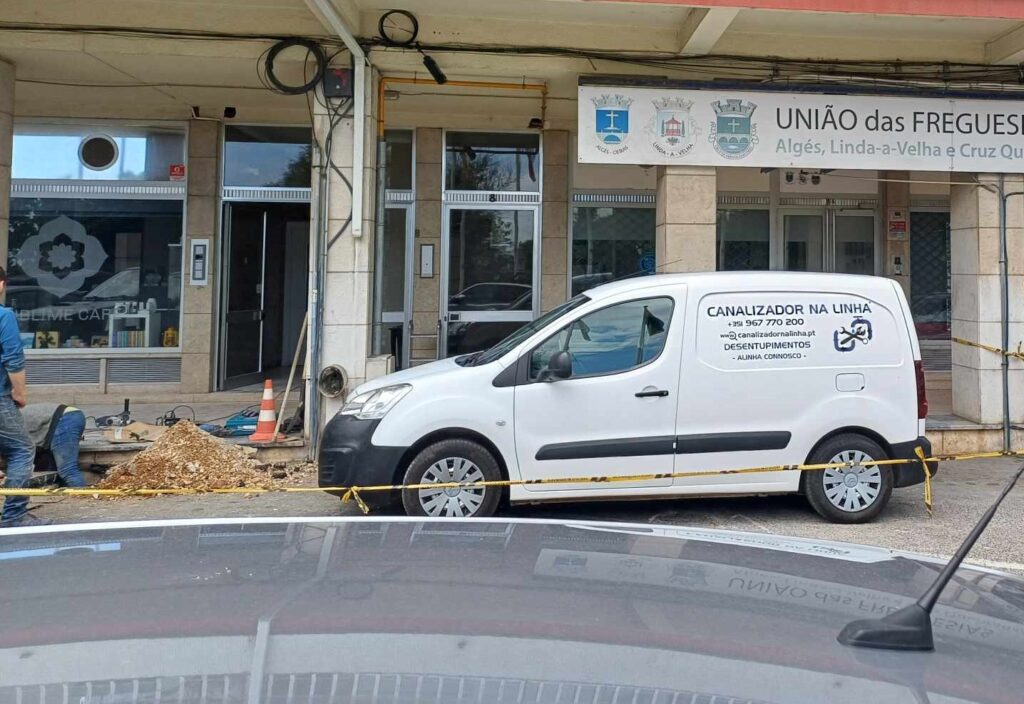 Canalização e reparações pelo Canalizador na Linha